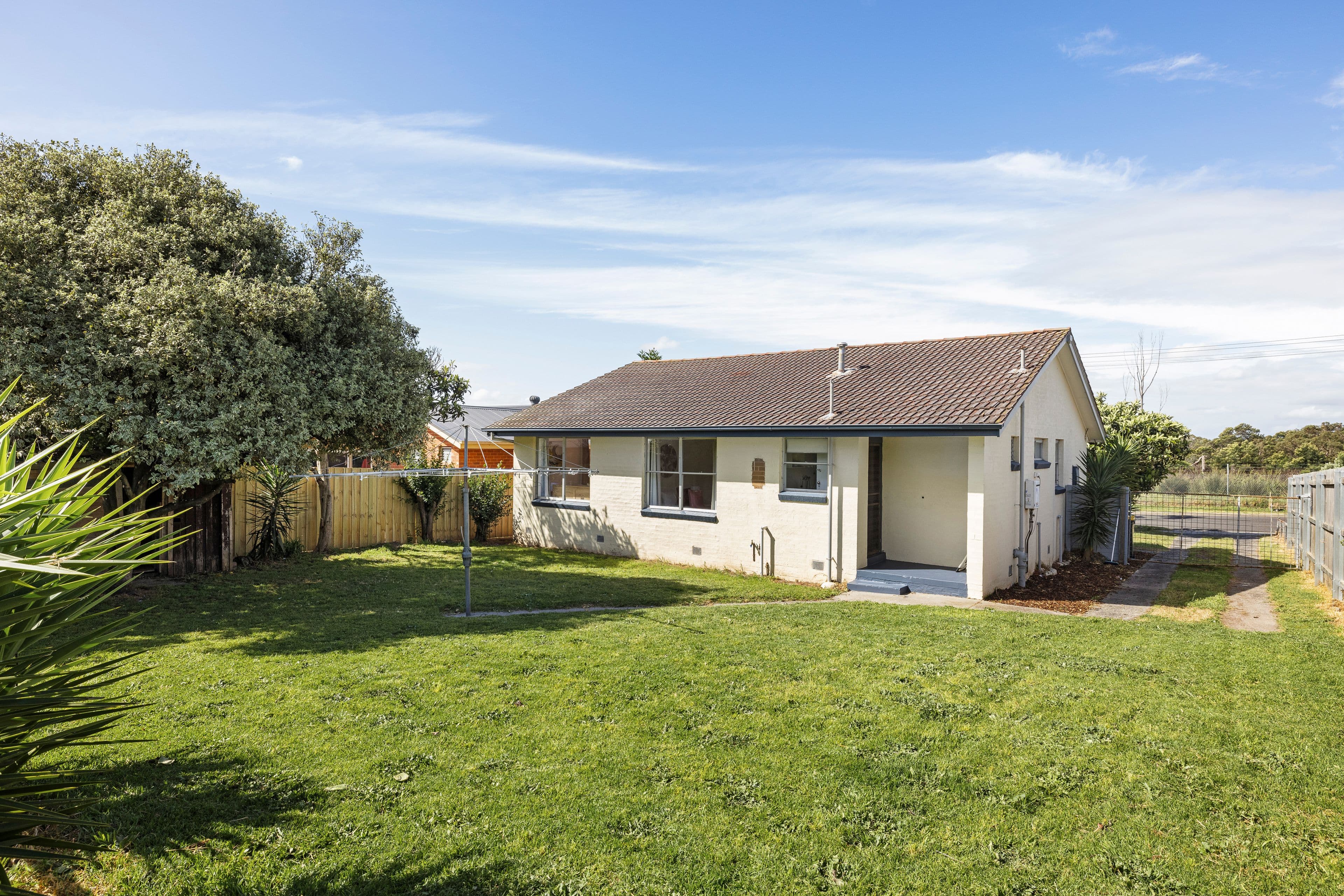 126 Tamarisk Drive, Frankston North VIC 3200, Frankston North - Thumbnail 7