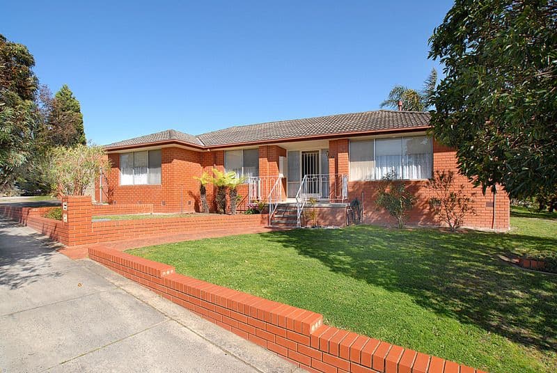 1 Spinosa Close, ENDEAVOUR HILLS VIC 3802, Endeavour Hills - Image 1