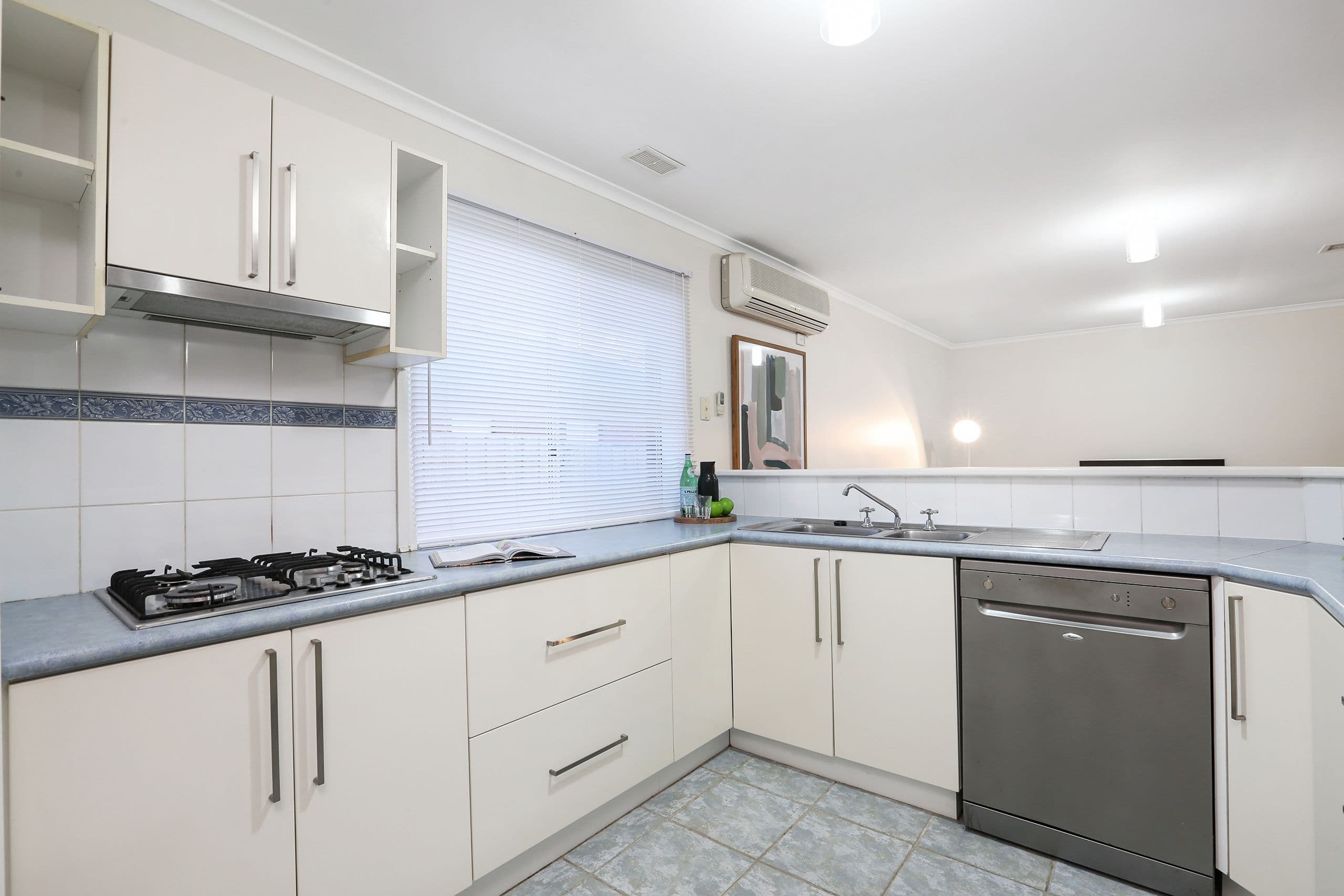 45 Mulquiney Crescent, Highton VIC 3216, Highton - Thumbnail 7