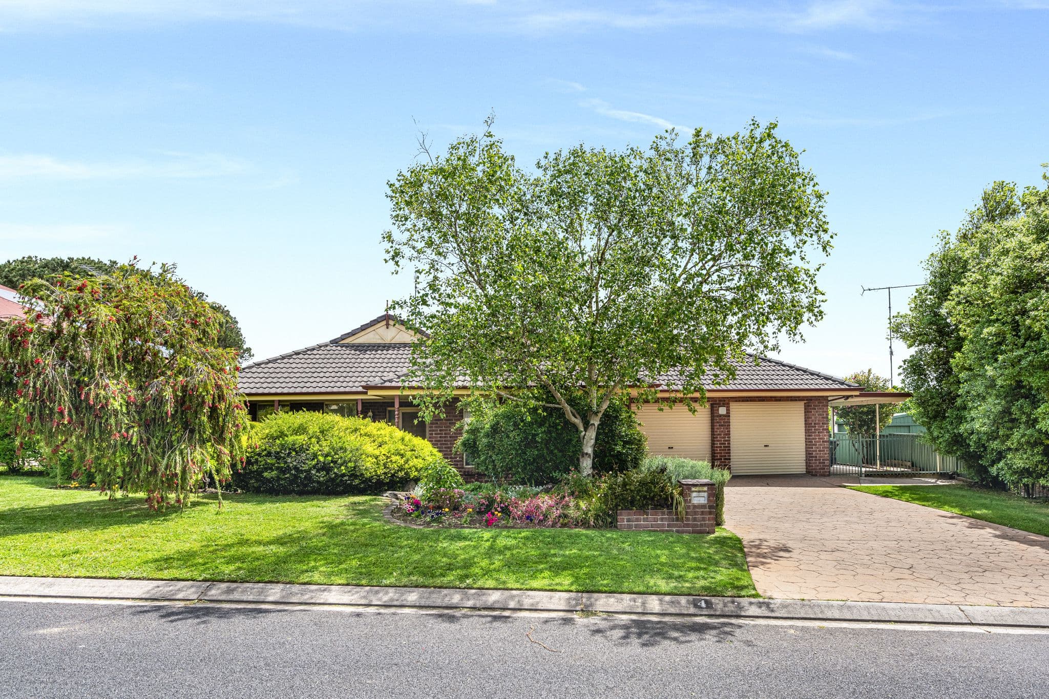 4 Huntingdale Court, Mount Gambier SA 5290, Mount Gambier - Image 1