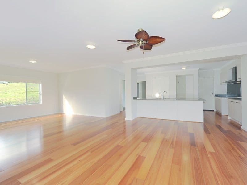 11 Mizen Place, HOLLAND PARK WEST QLD 4121, Holland Park West - Thumbnail 2