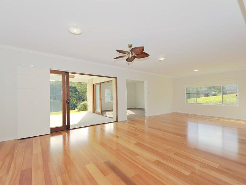 11 Mizen Place, HOLLAND PARK WEST QLD 4121, Holland Park West - Thumbnail 3