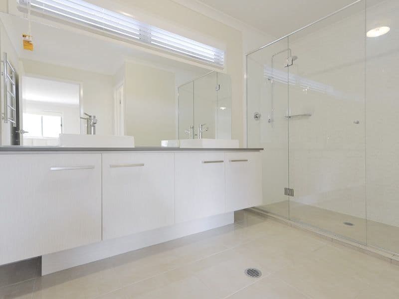 11 Mizen Place, HOLLAND PARK WEST QLD 4121, Holland Park West - Thumbnail 8
