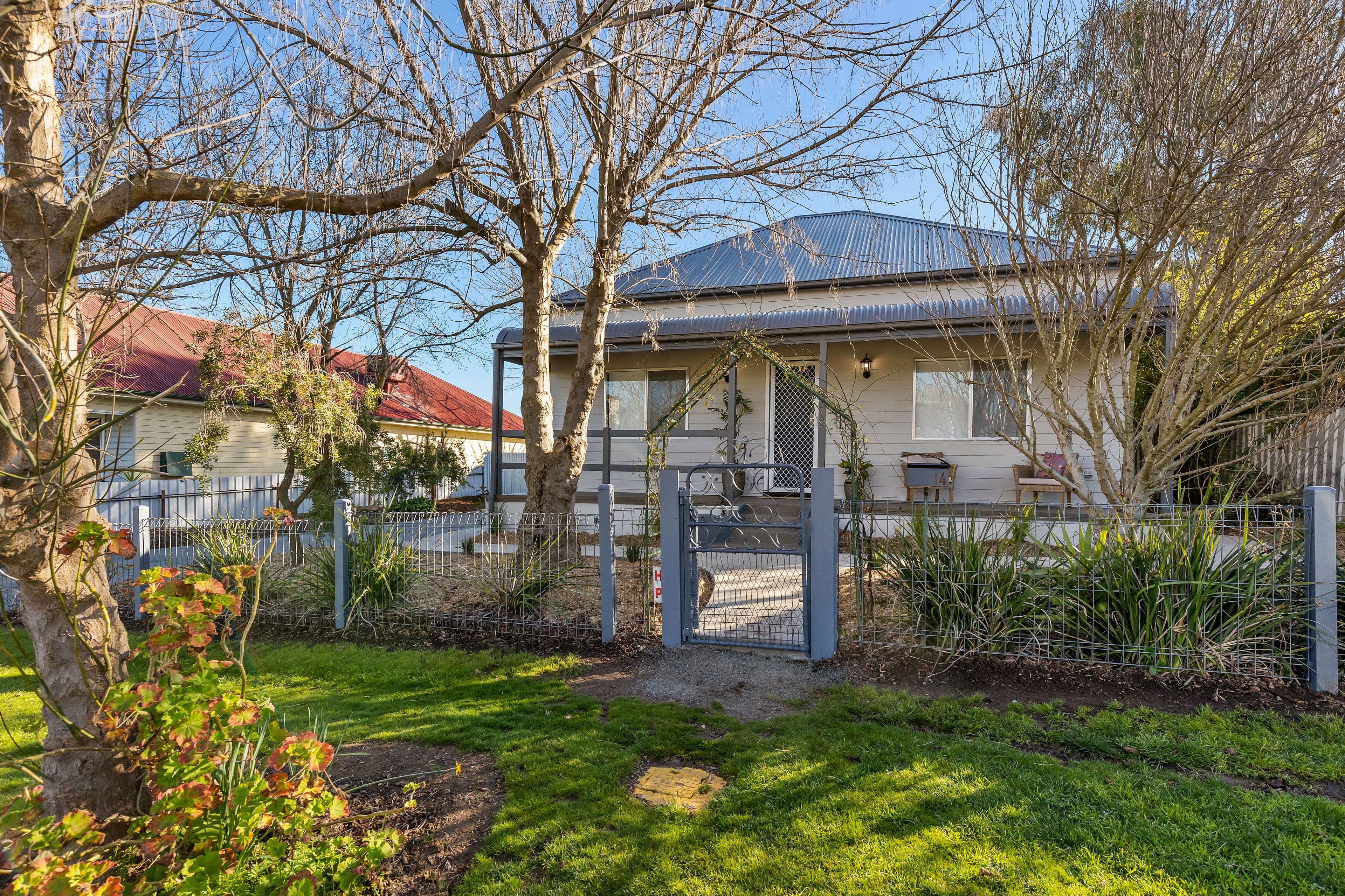 14 Crown Street, Junee NSW 2663, Junee - Image 1