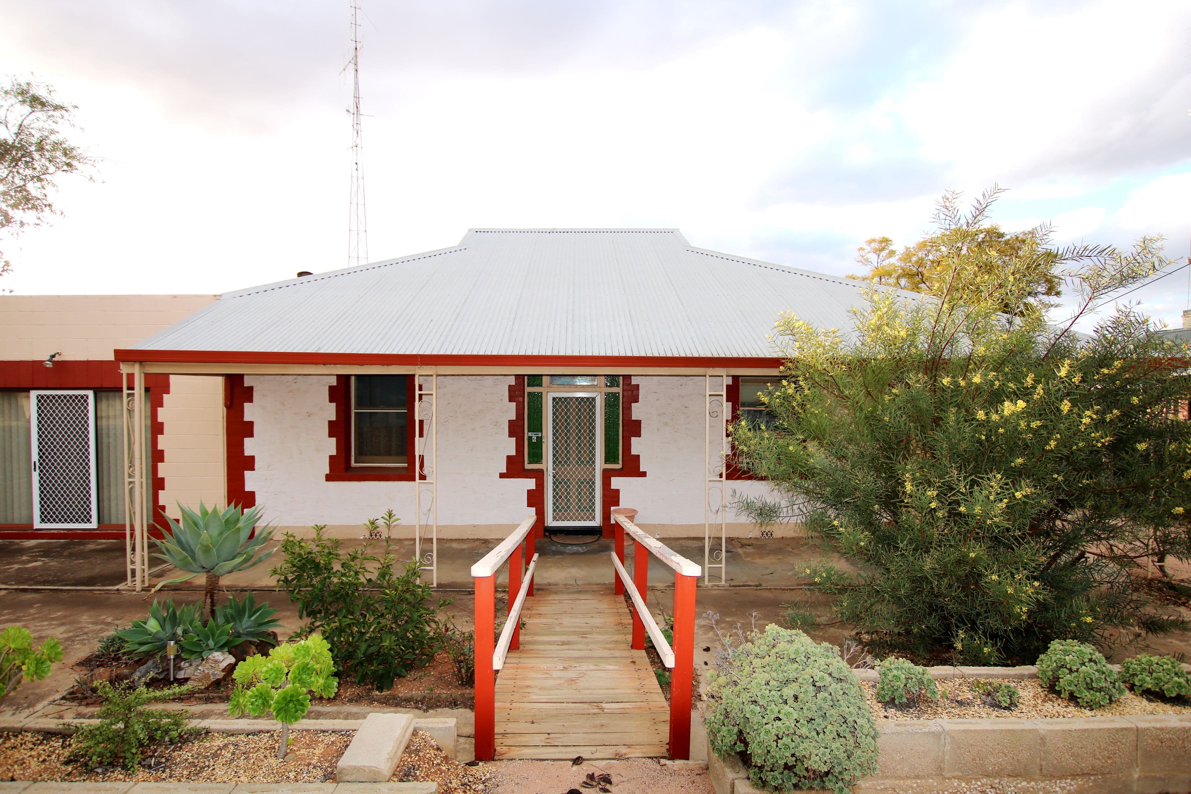 6 Thompson Street, Waikerie SA 5330, Waikerie - Image 1