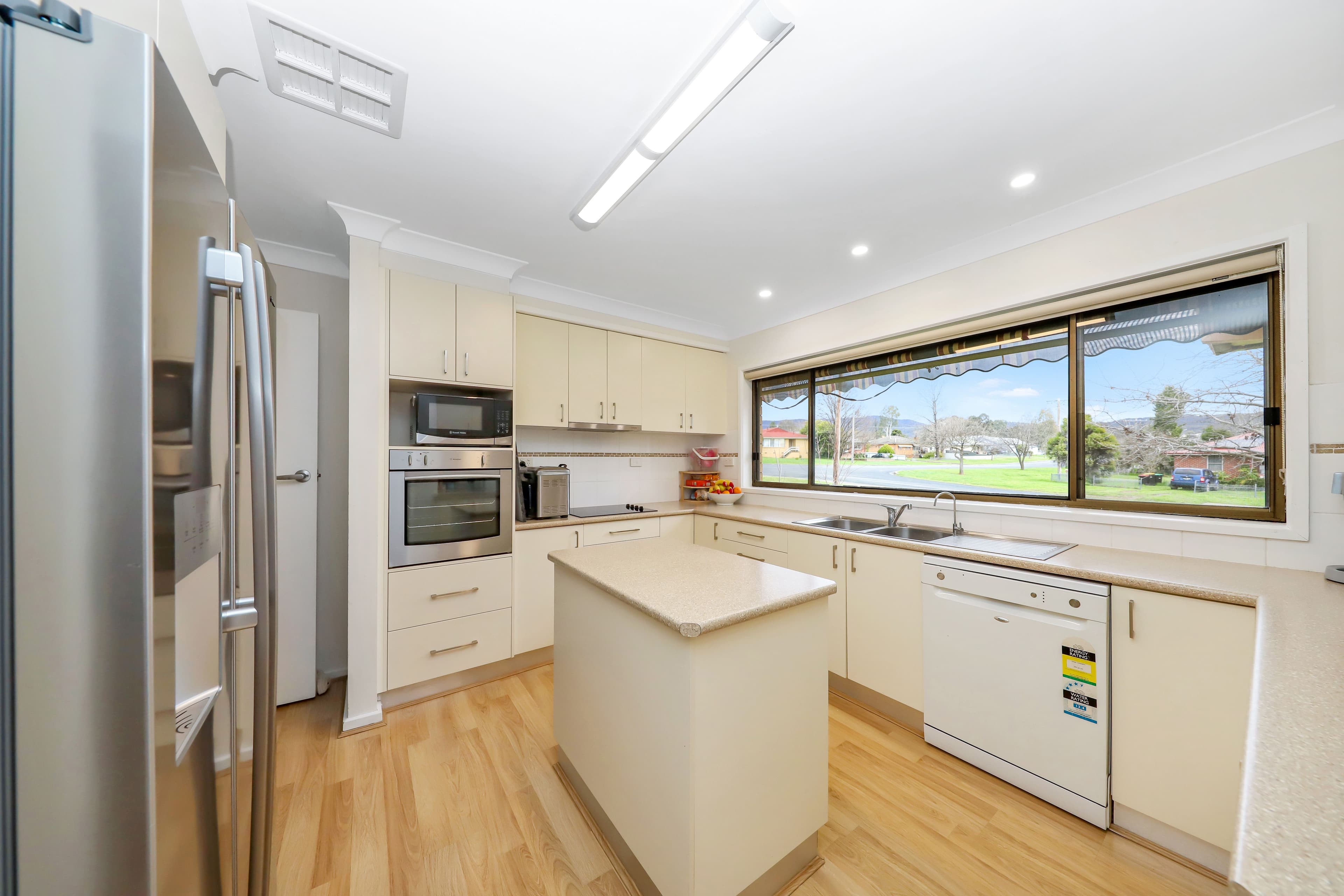 6 Clarence Street, Tumut NSW 2720, Tumut - Thumbnail 4