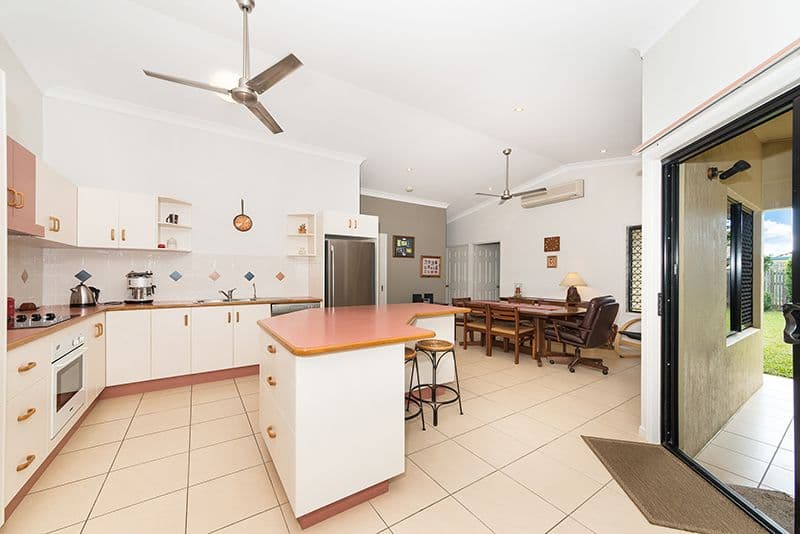 17 Bellingham Crescent, Kirwan QLD 4817, Kirwan - Thumbnail 2