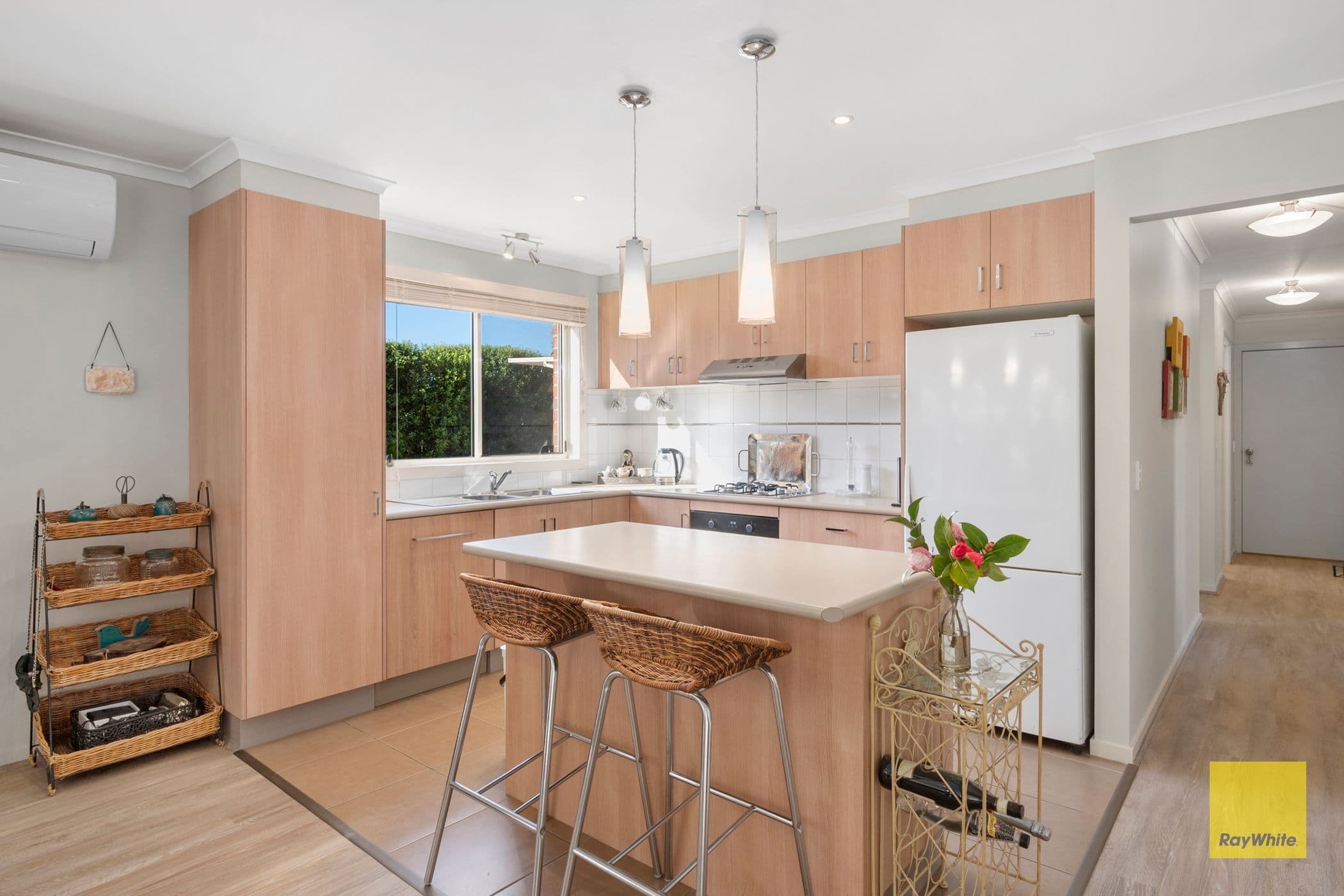 27 Barnfather Street, Thomson VIC 3219, Thomson - Thumbnail 2