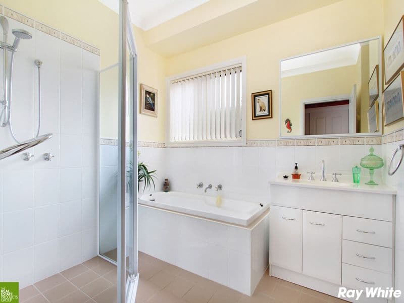 14 Delmont Place, Kanahooka - Thumbnail 5