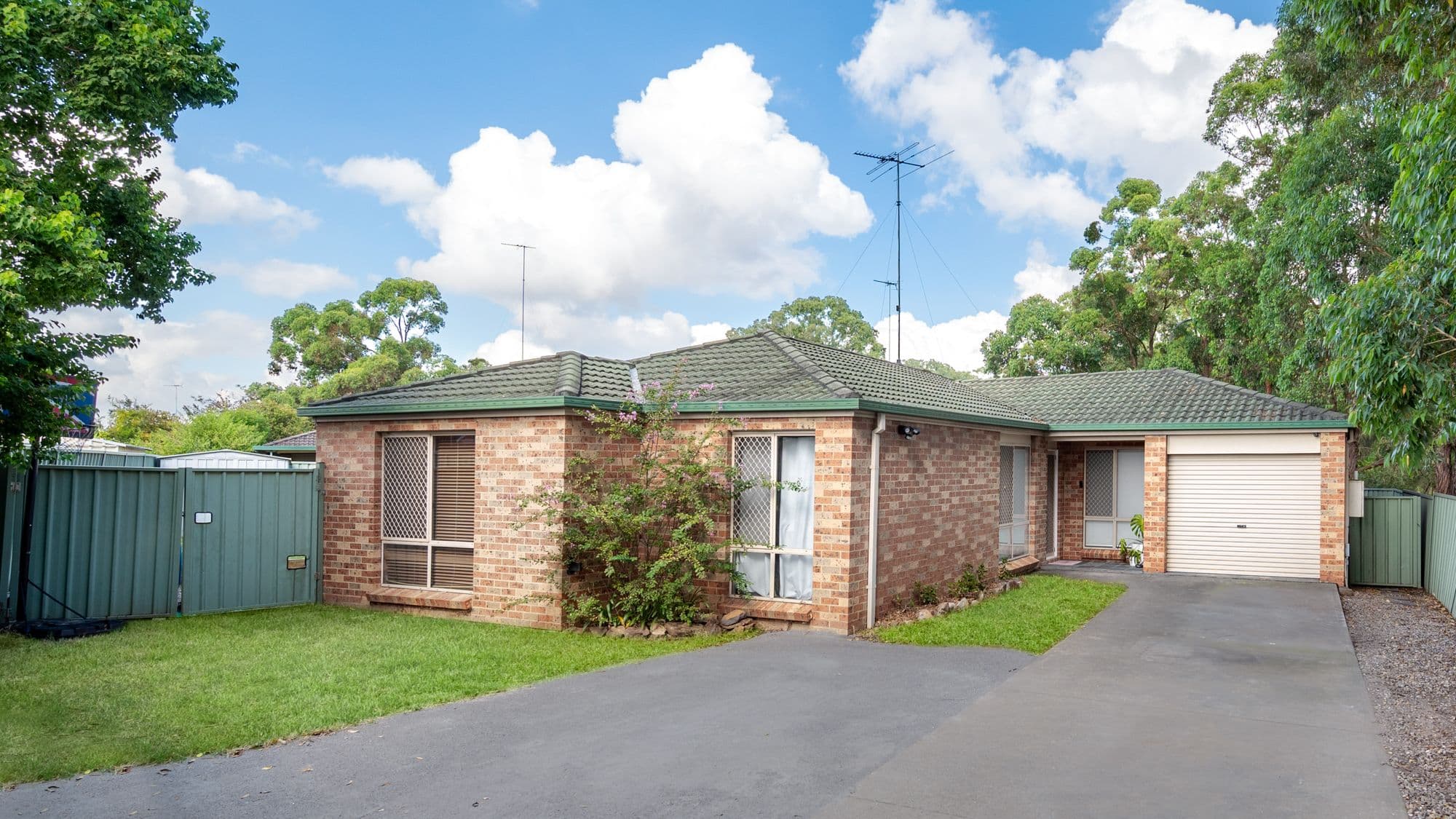 38 Ballybunnion Terrace, Glenmore Park NSW 2745, Glenmore Park - Thumbnail 2