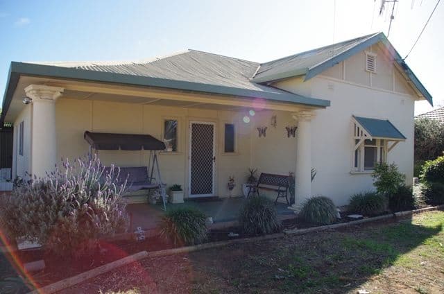 34 Para Street, RENMARK SA 5341, Renmark - Image 1