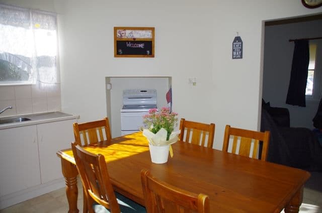 34 Para Street, RENMARK SA 5341, Renmark - Thumbnail 2