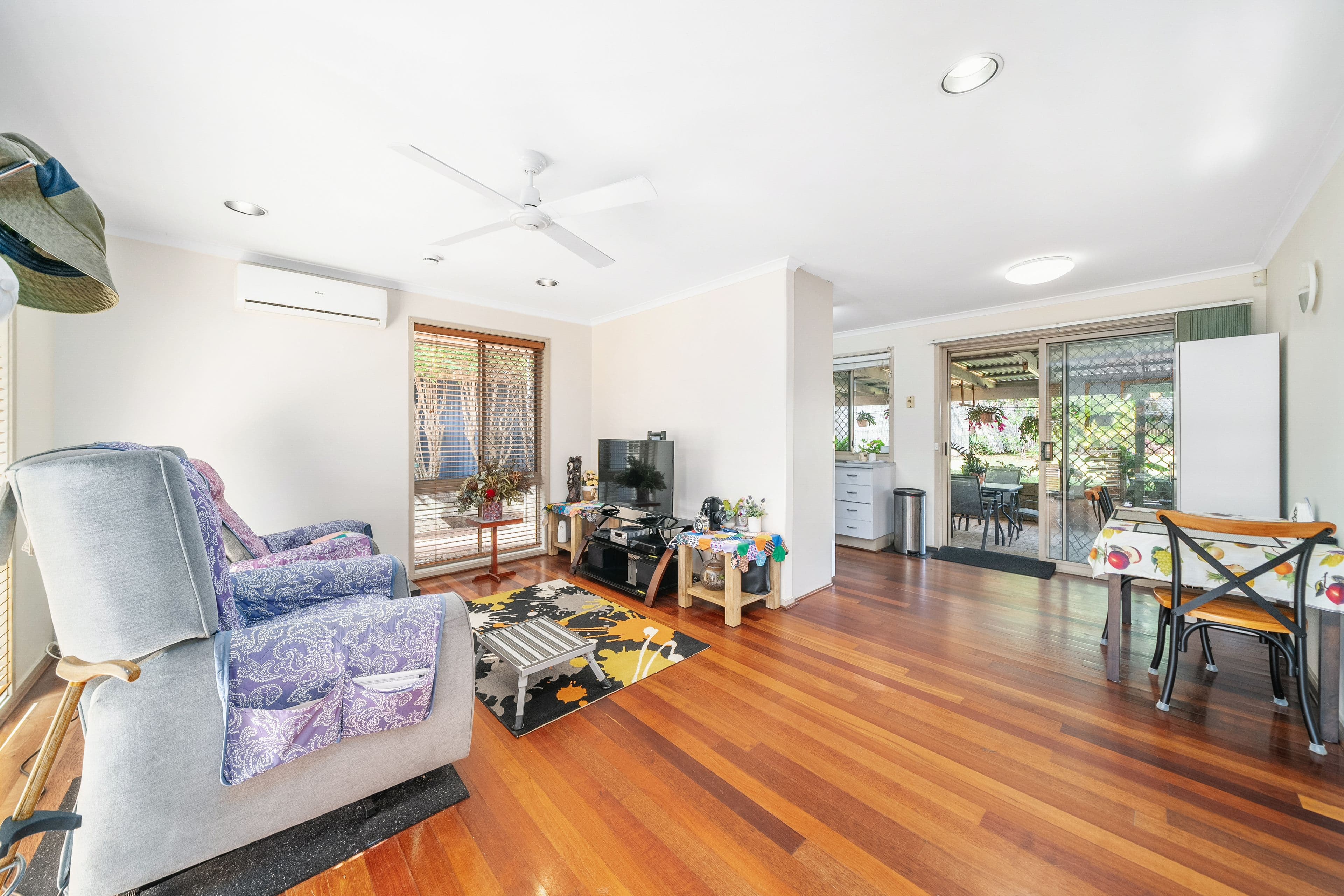 24 Claremont Drive, Murrumba Downs QLD 4503, Murrumba Downs - Thumbnail 2