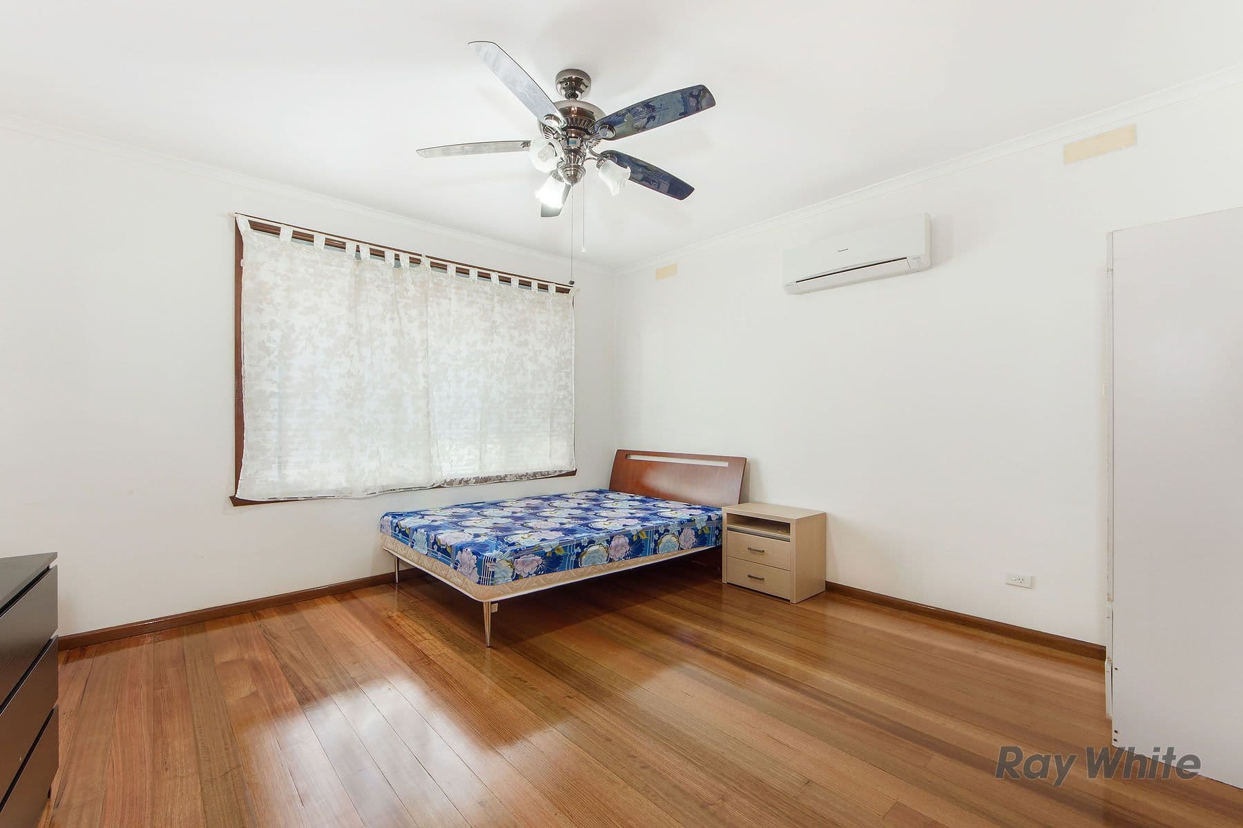 13 Swansea Parade, St Albans VIC 3021, St Albans - Thumbnail 6