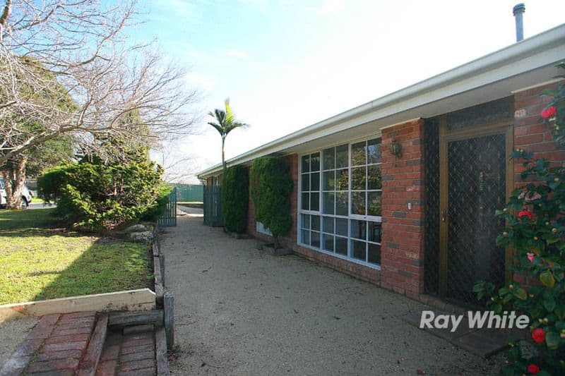 100 Toirram Crescent, CRANBOURNE NORTH VIC 3977, Cranbourne - Thumbnail 3