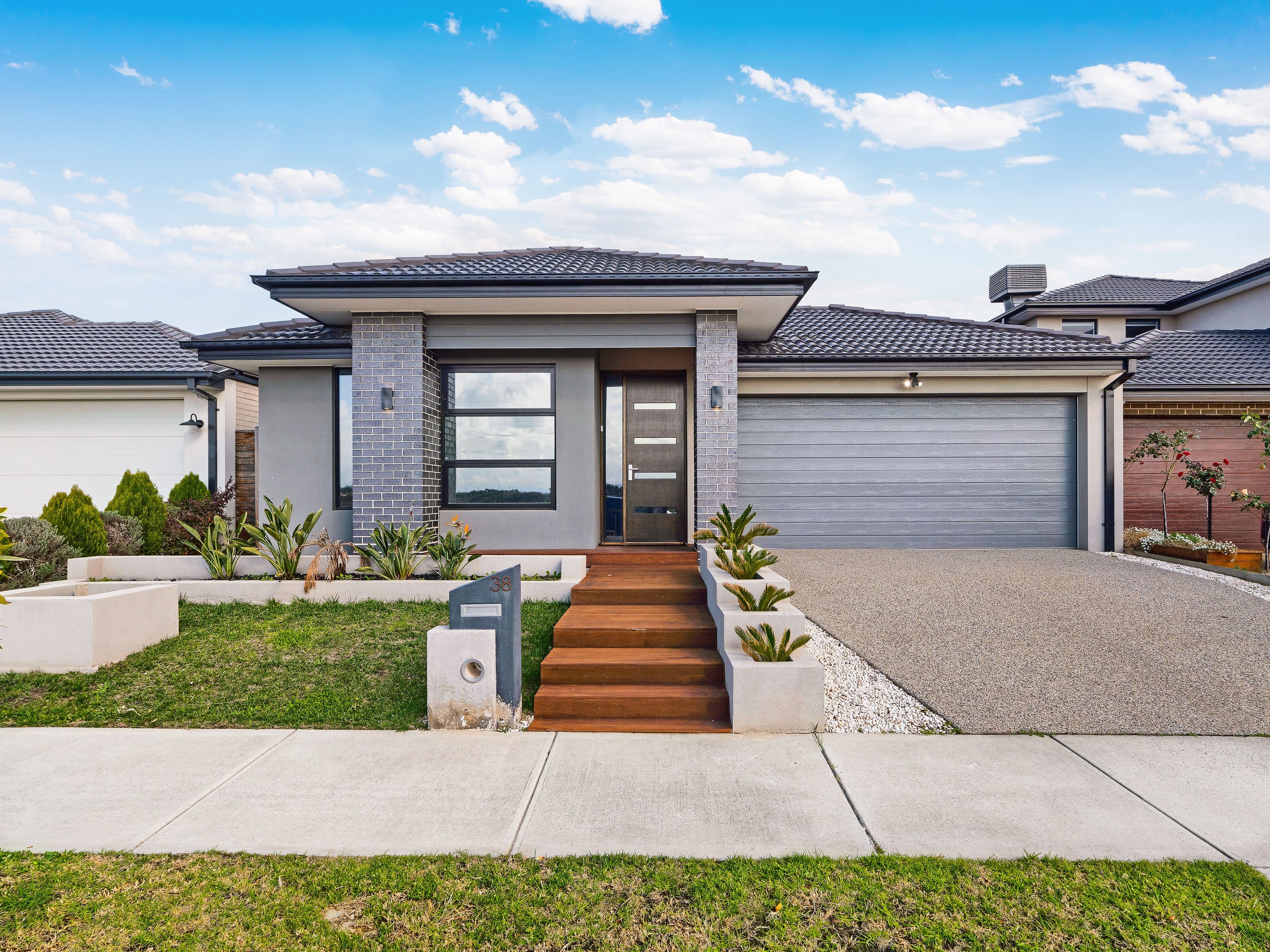 38 Ceduna Road, Clyde North VIC 3978, Clyde North - Image 1