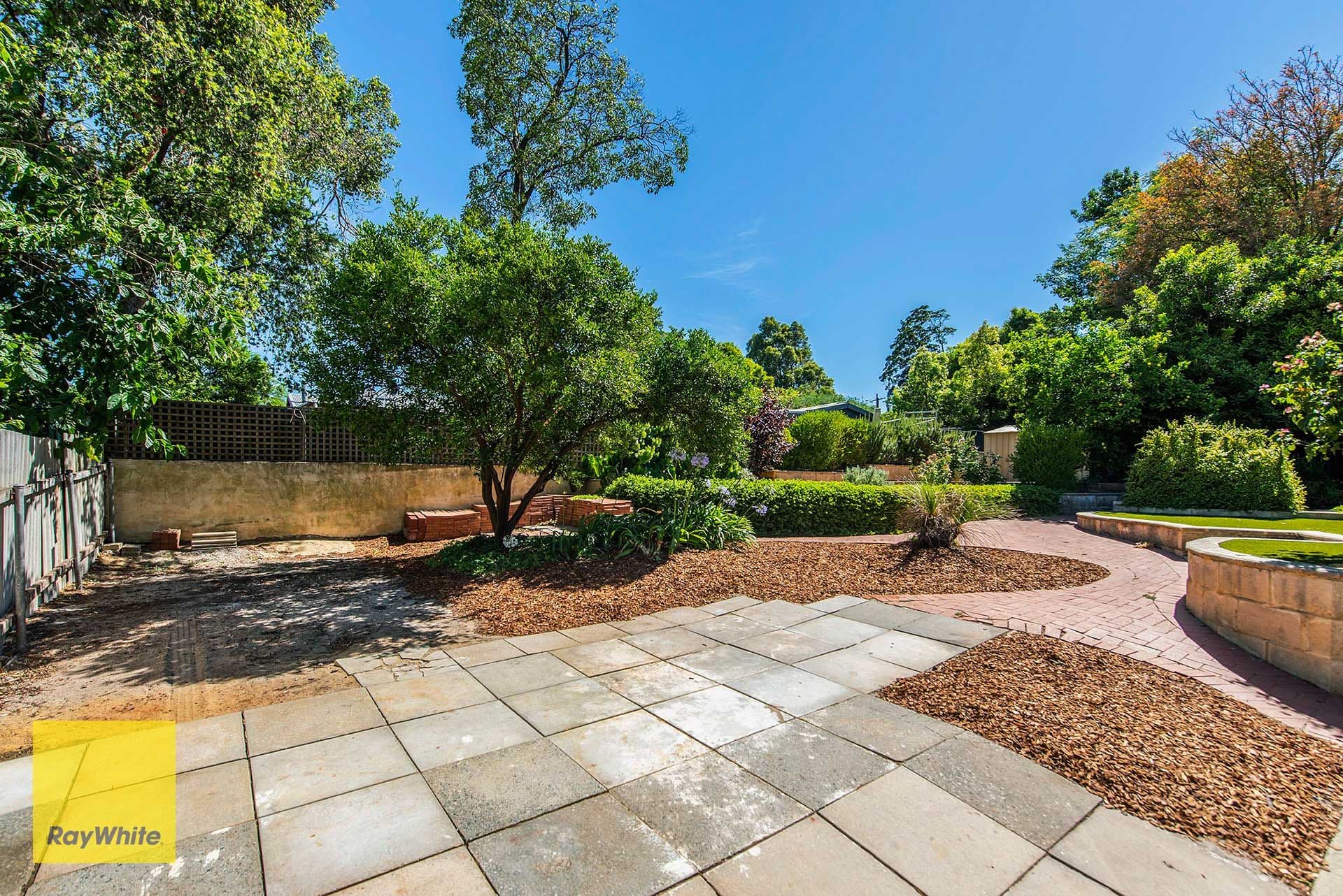 124 Lesmurdie Road, Lesmurdie WA 6076, Lesmurdie - Thumbnail 4