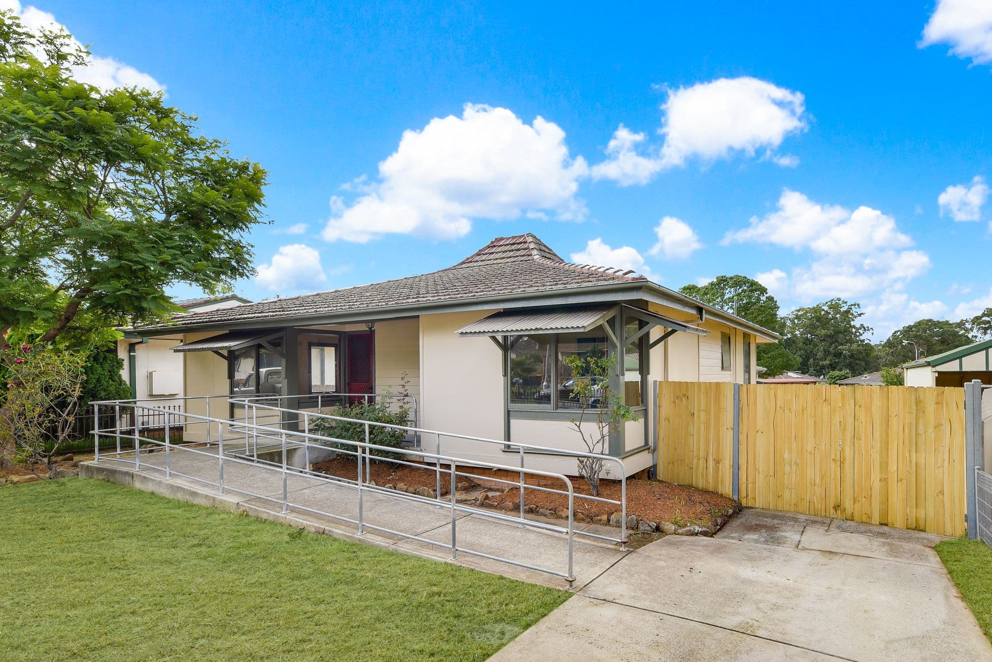 10 Falkiner Way, Airds - Image 1
