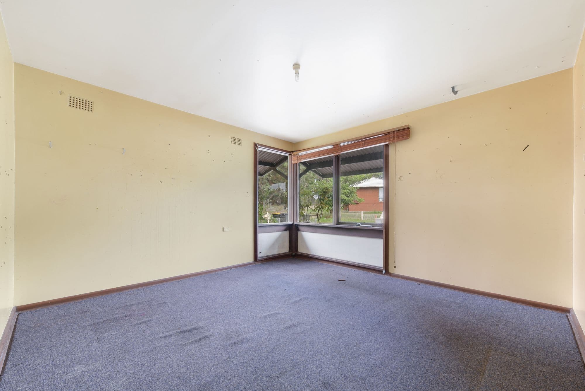 10 Falkiner Way, Airds - Thumbnail 2