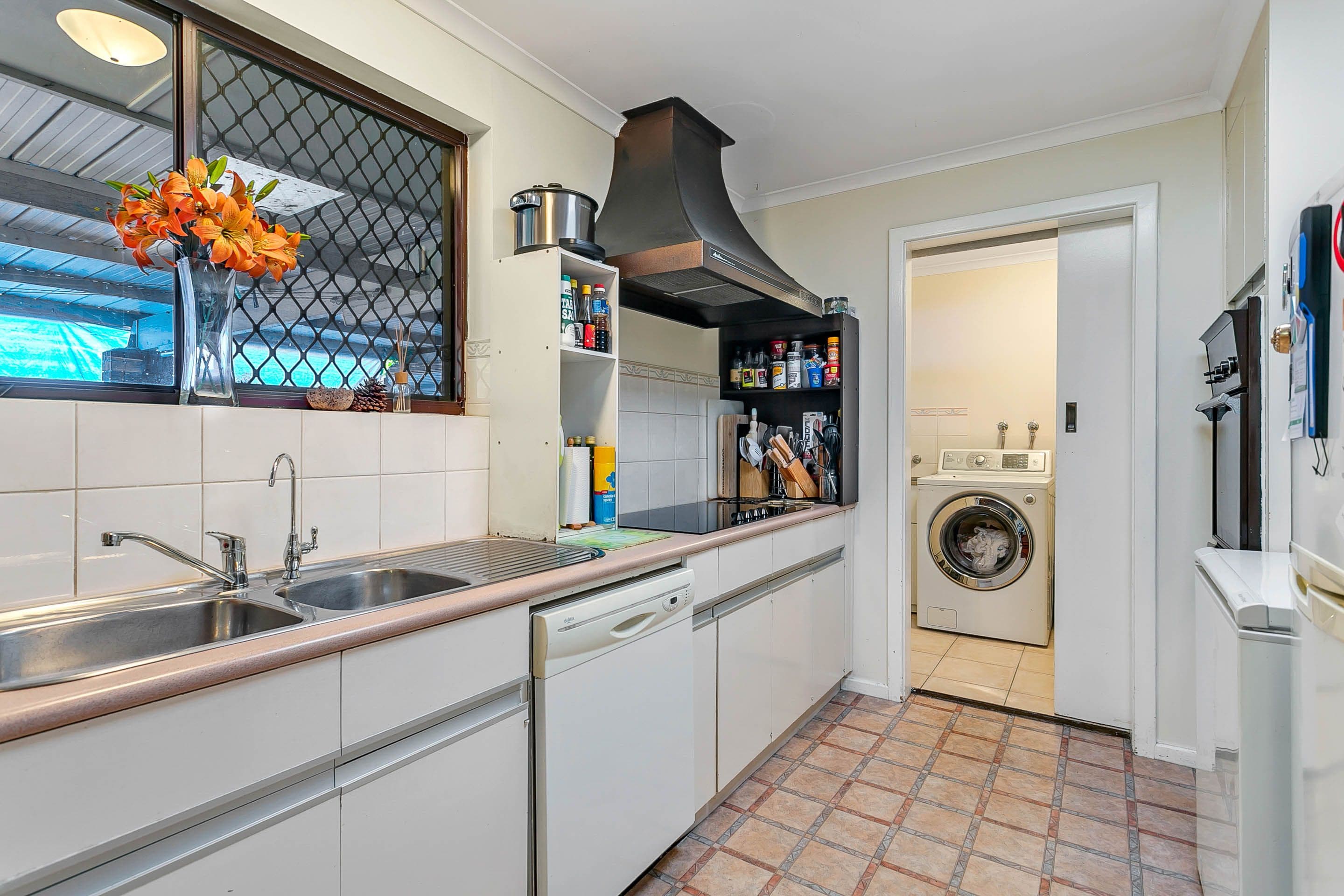 6 Carrickalinga Boulevard, Aberfoyle Park SA 5159, Aberfoyle Park - Thumbnail 3