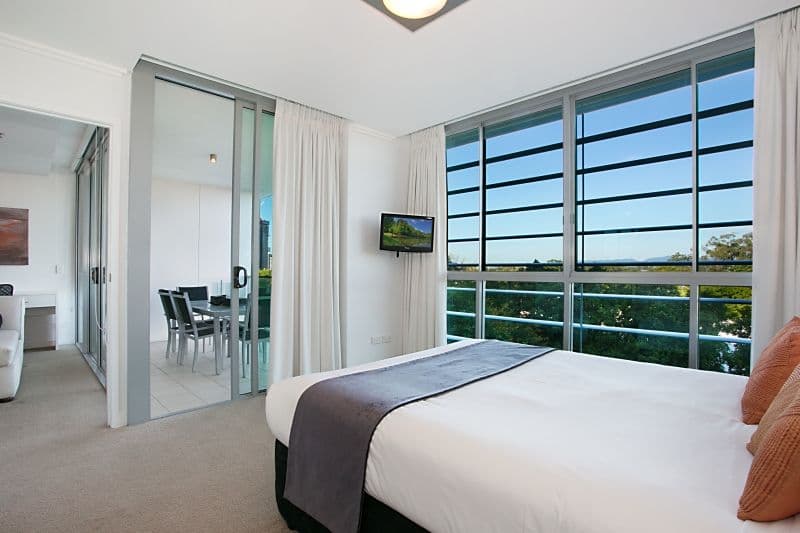 2320 'Freshwater Point' 33 T.E.Peters Drive, Broadbeach Waters QLD 4218, Broadbeach Waters - Thumbnail 4