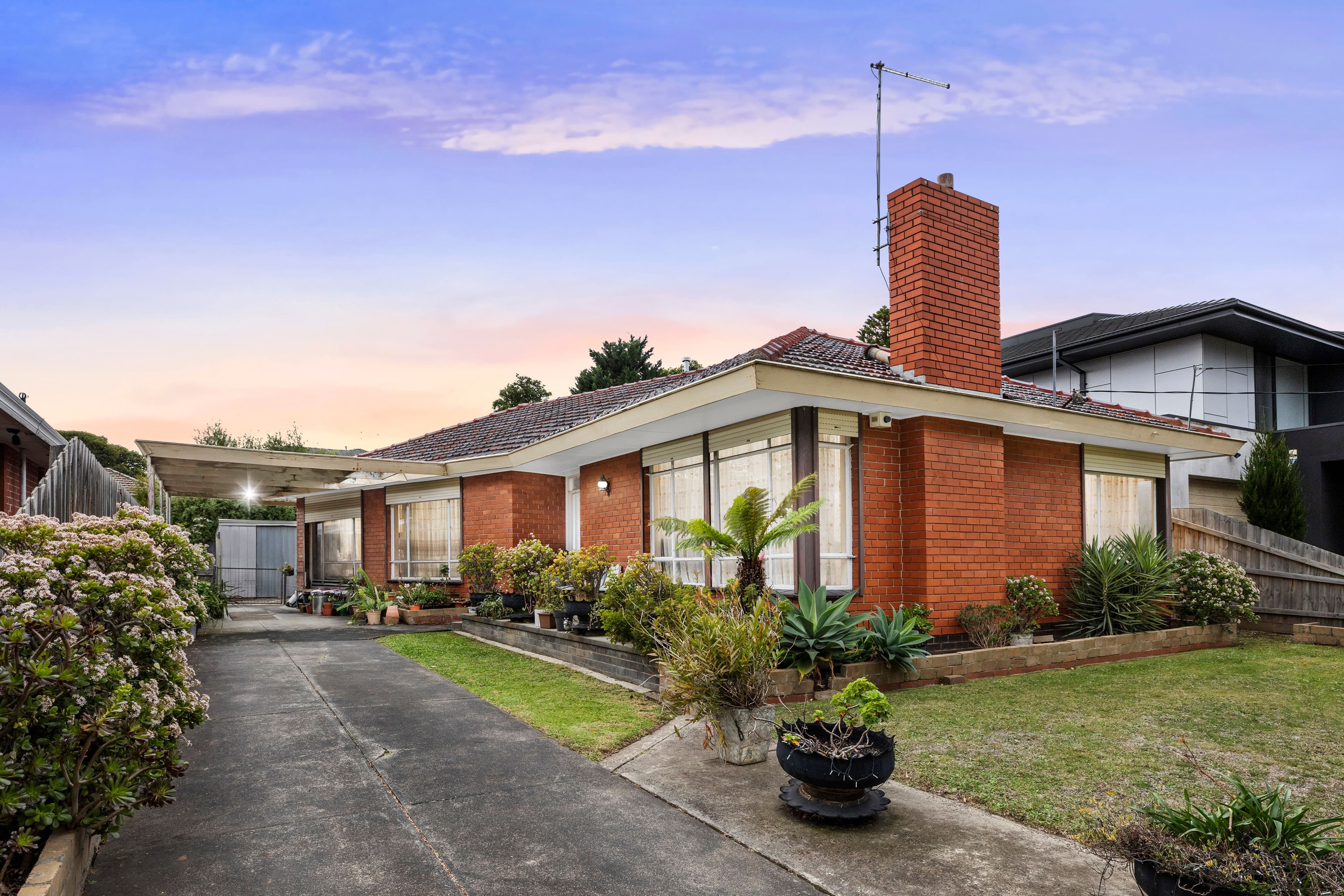 16 Bunker Avenue, Kingsbury VIC 3083, Kingsbury - Thumbnail 2