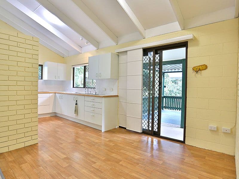 10 Tabulam Drive, Ferny Hills QLD 4055, Ferny Hills - Thumbnail 3