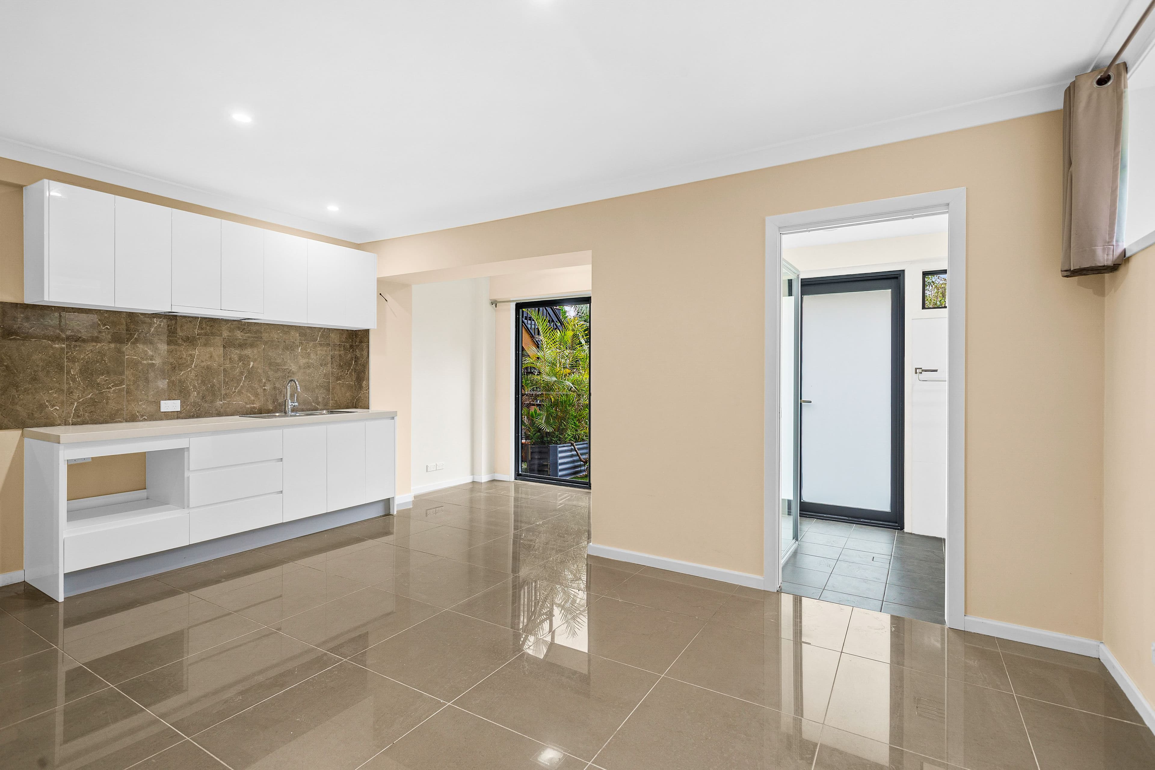 30 Hilltop Avenue, Wollongong NSW 2500, Wollongong - Thumbnail 8