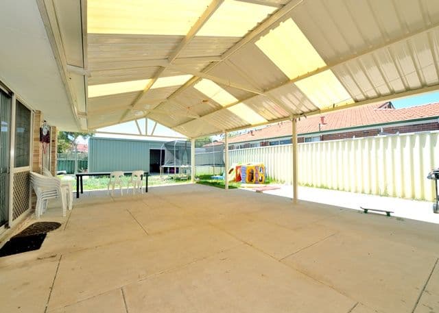 13 Cherbourg Grove, PORT KENNEDY WA 6172, Port Kennedy - Thumbnail 4