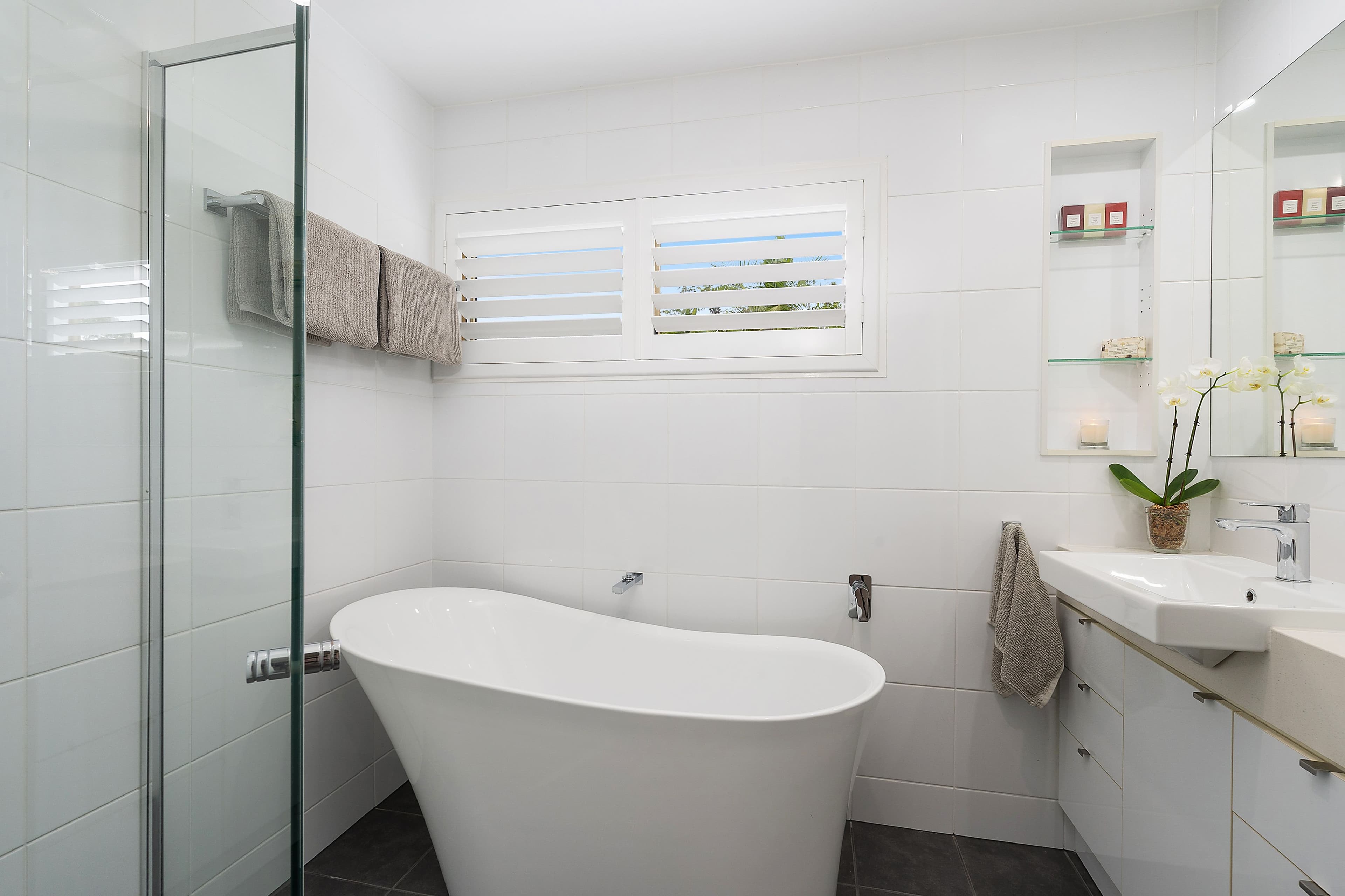 4 Melwood Court, Arana Hills QLD 4054, Arana Hills - Thumbnail 8