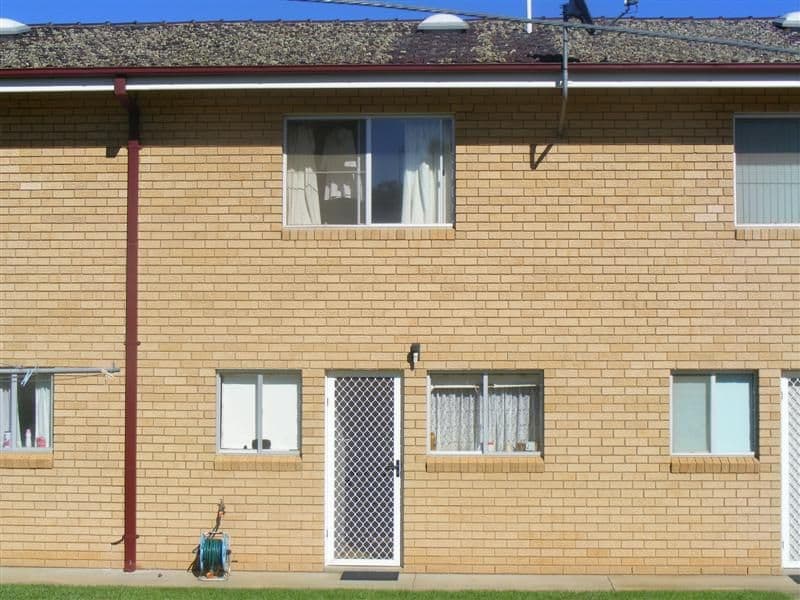  39 Newcombe Street, COWRA NSW 2794, Cowra - Thumbnail 3
