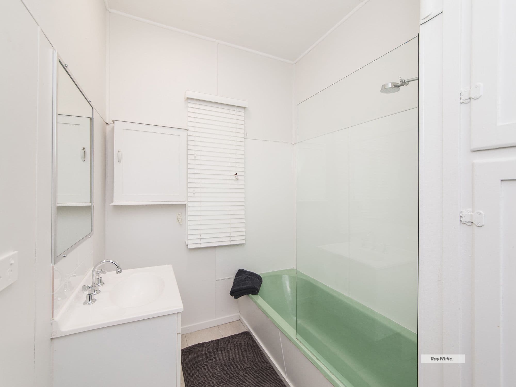 8 Highway Street, Park Avenue QLD 4701, Park Avenue - Thumbnail 5