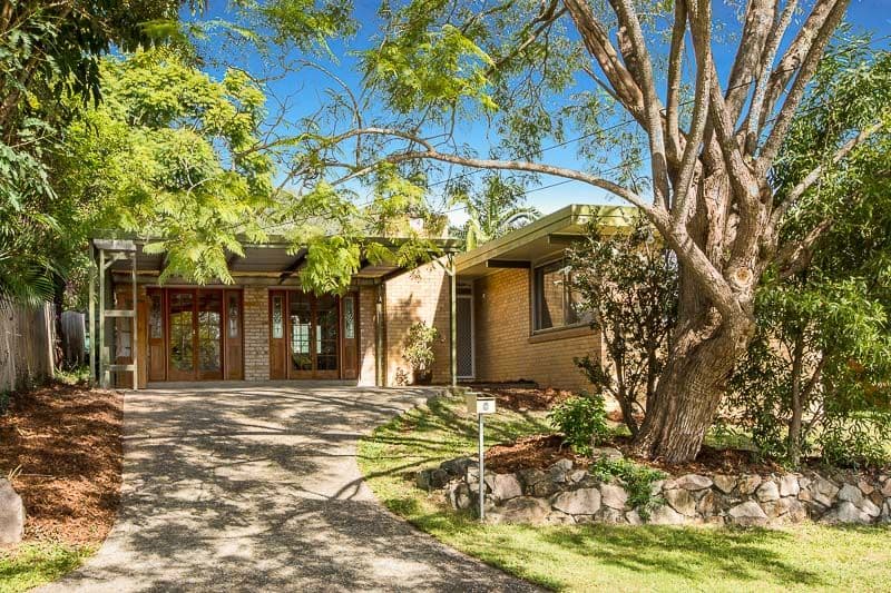 8 Devonhill Street, The Gap QLD 4061, The Gap - Thumbnail 2