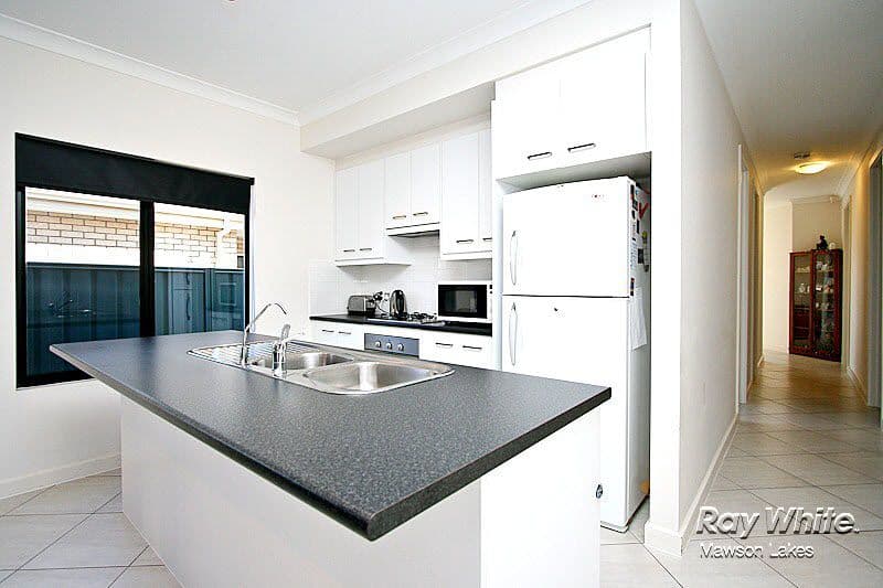 23 Everglade Street, MAWSON LAKES SA 5095, Mawson Lakes - Thumbnail 2