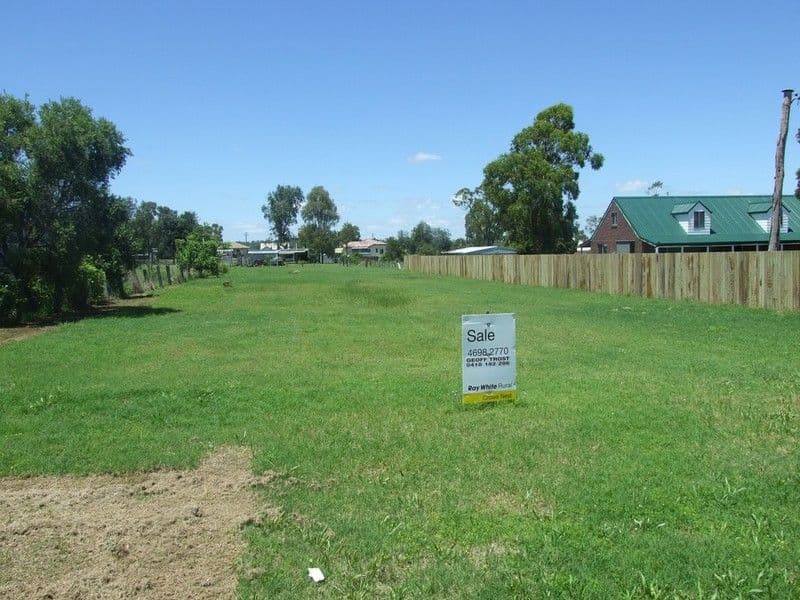 12 Market Street, GOOMBUNGEE QLD 4354, Goombungee - Thumbnail 2