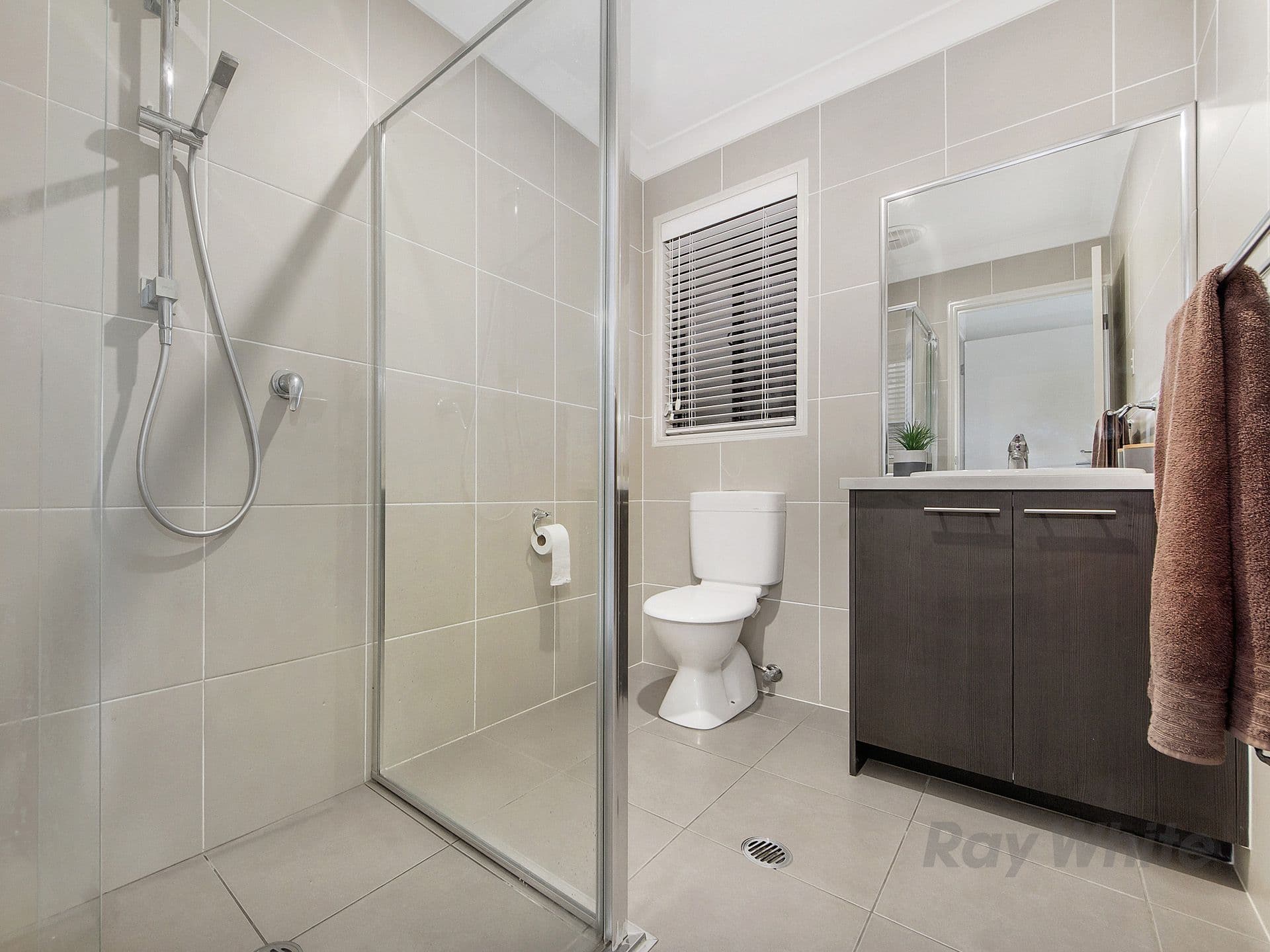 15 Summerhill Crescent, Ormeau Hills QLD 4208, Ormeau Hills - Thumbnail 5
