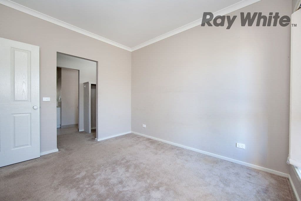 15 Swinburne Court, TRUGANINA VIC 3029, Truganina - Thumbnail 2