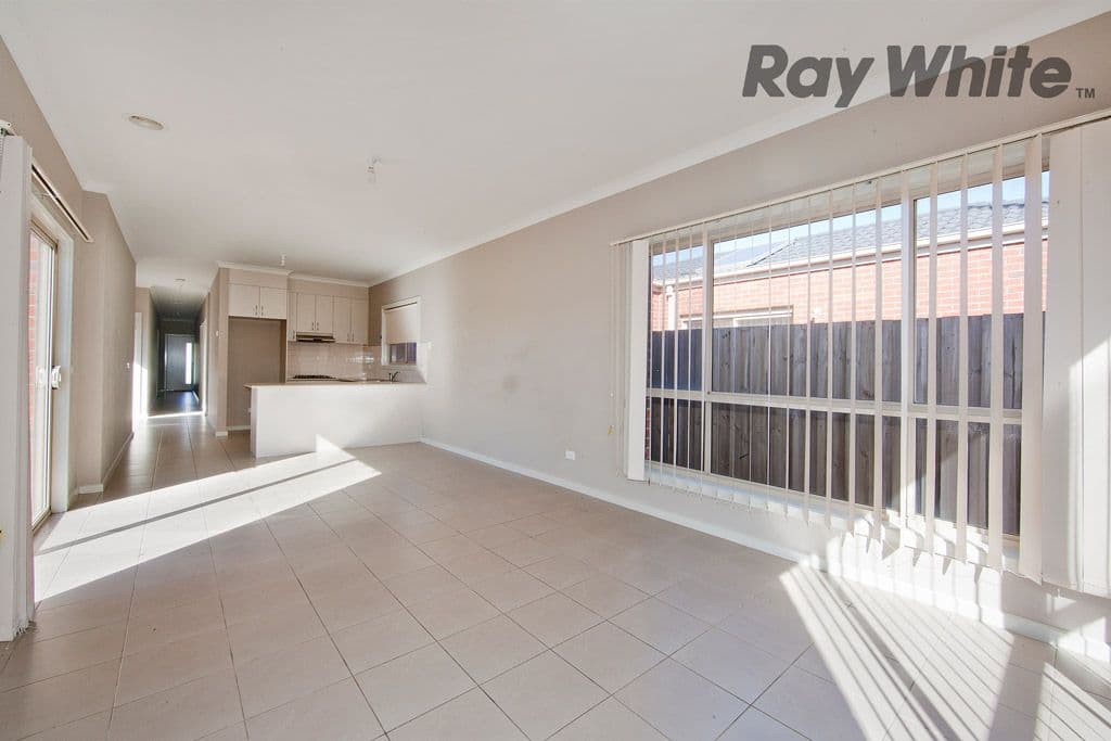 15 Swinburne Court, TRUGANINA VIC 3029, Truganina - Thumbnail 5