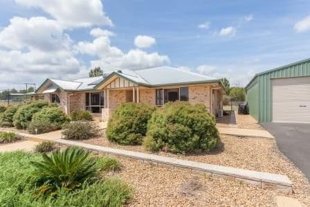 10 Kyle Close, PLACID HILLS QLD 4343, Placid Hills - Image 1