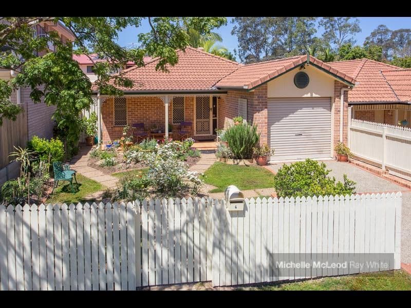 4 Jessamine Court, KENMORE QLD 4069, Kenmore Hills - Image 1