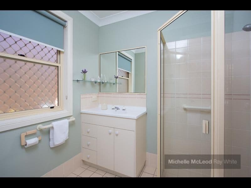 4 Jessamine Court, KENMORE QLD 4069, Kenmore Hills - Thumbnail 6