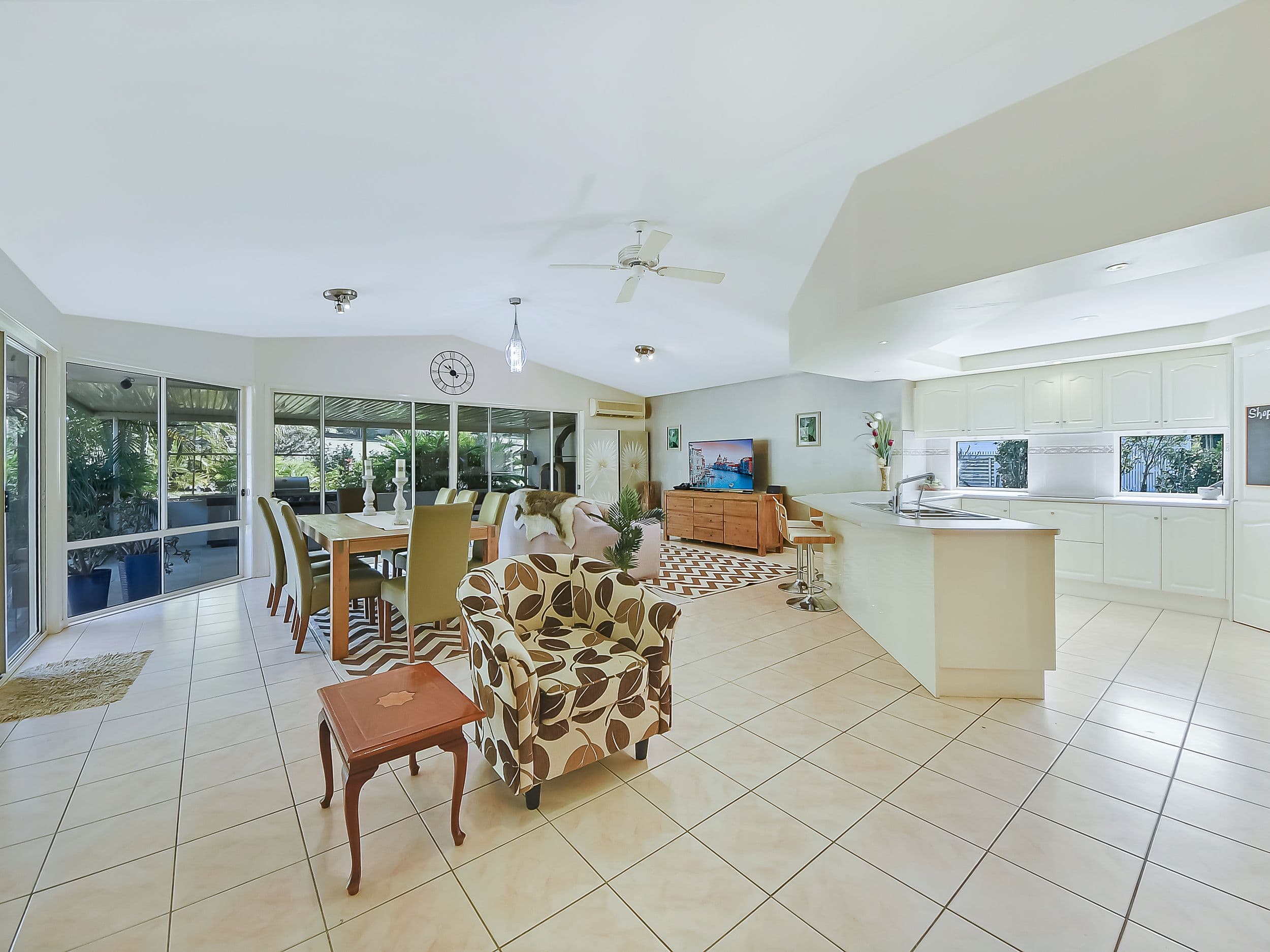 6 Showgrounds Drive, Highvale QLD 4520, Highvale - Thumbnail 2