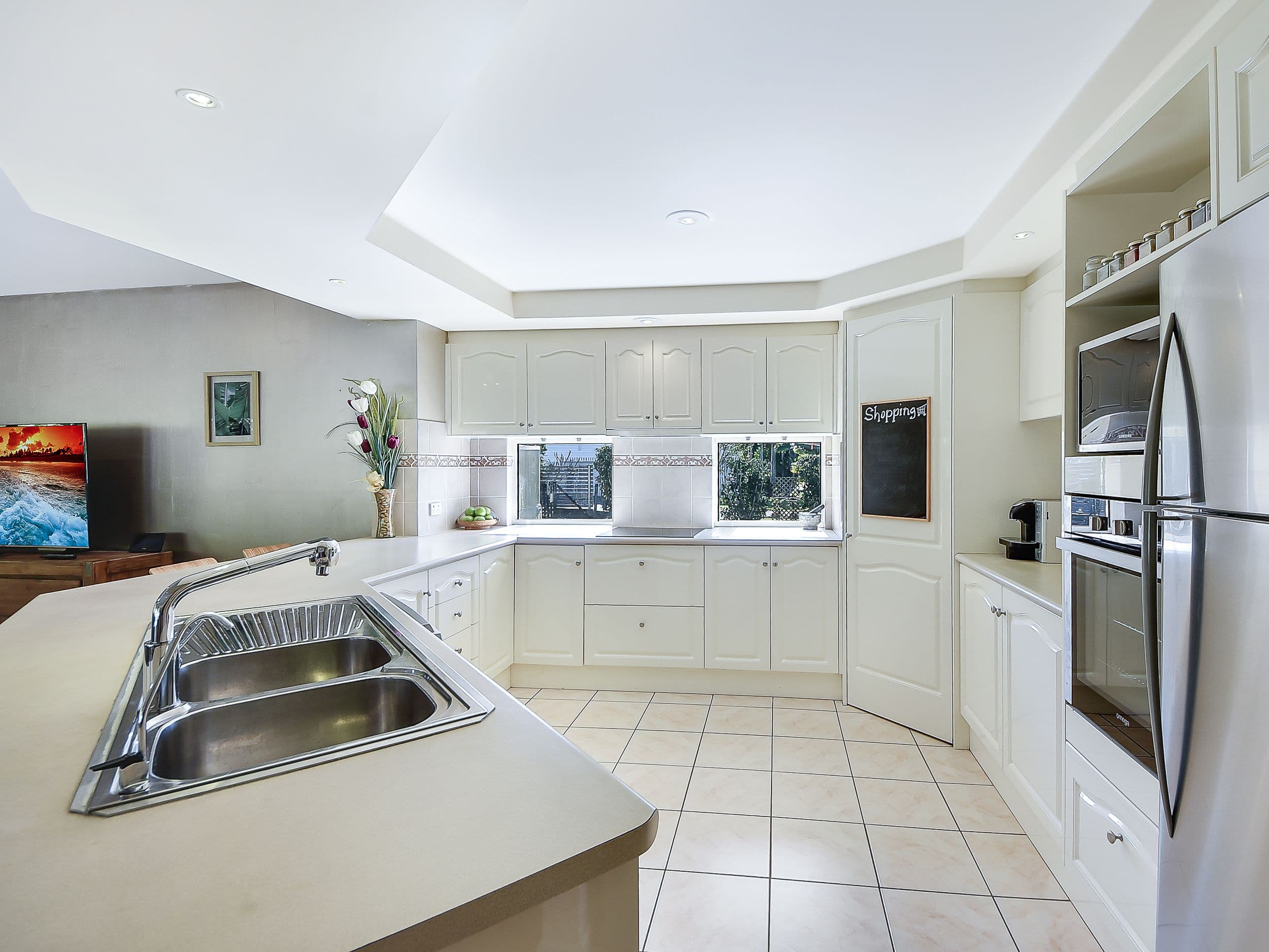 6 Showgrounds Drive, Highvale QLD 4520, Highvale - Thumbnail 3