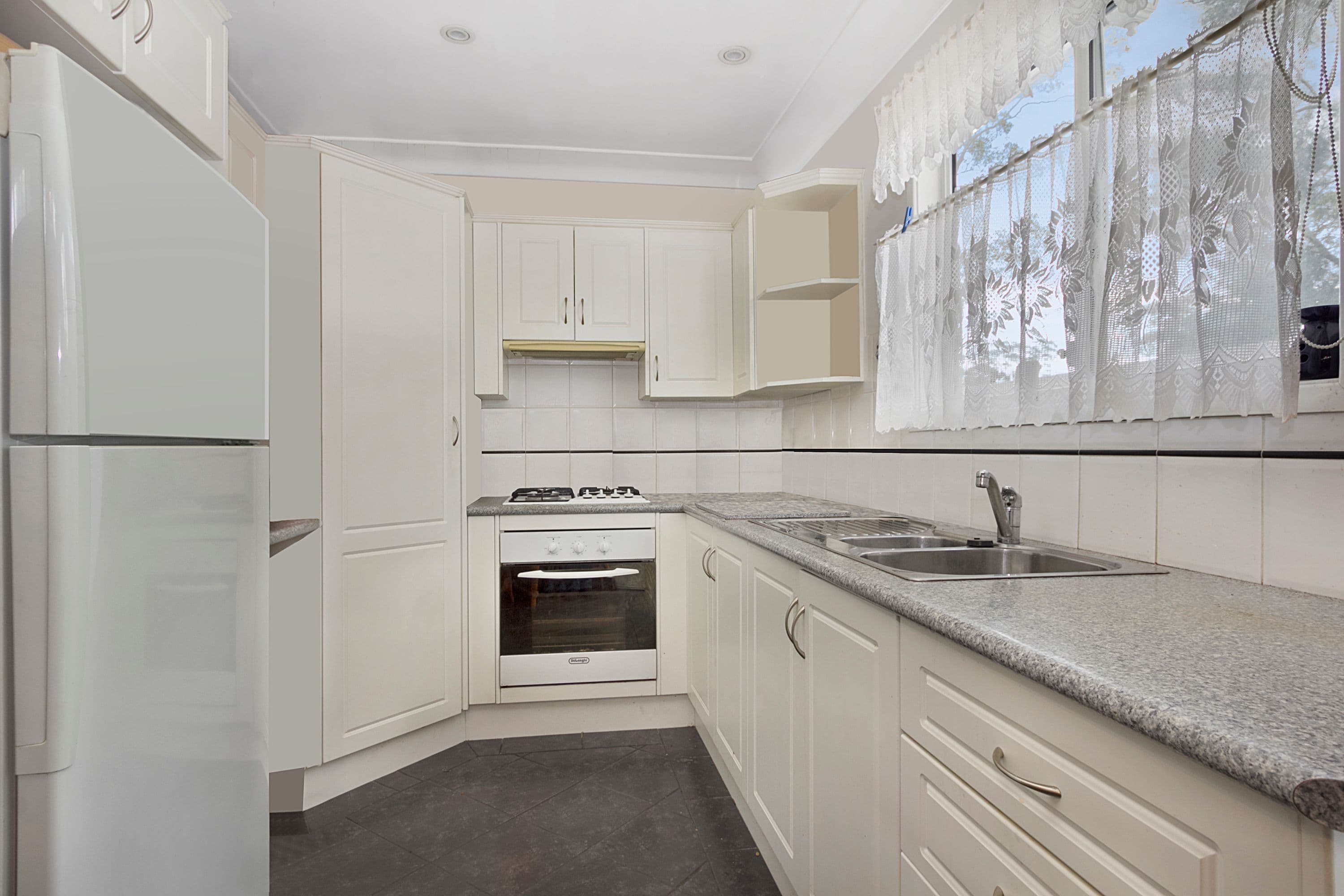 46 Sylvia Street, Blacktown - Thumbnail 2