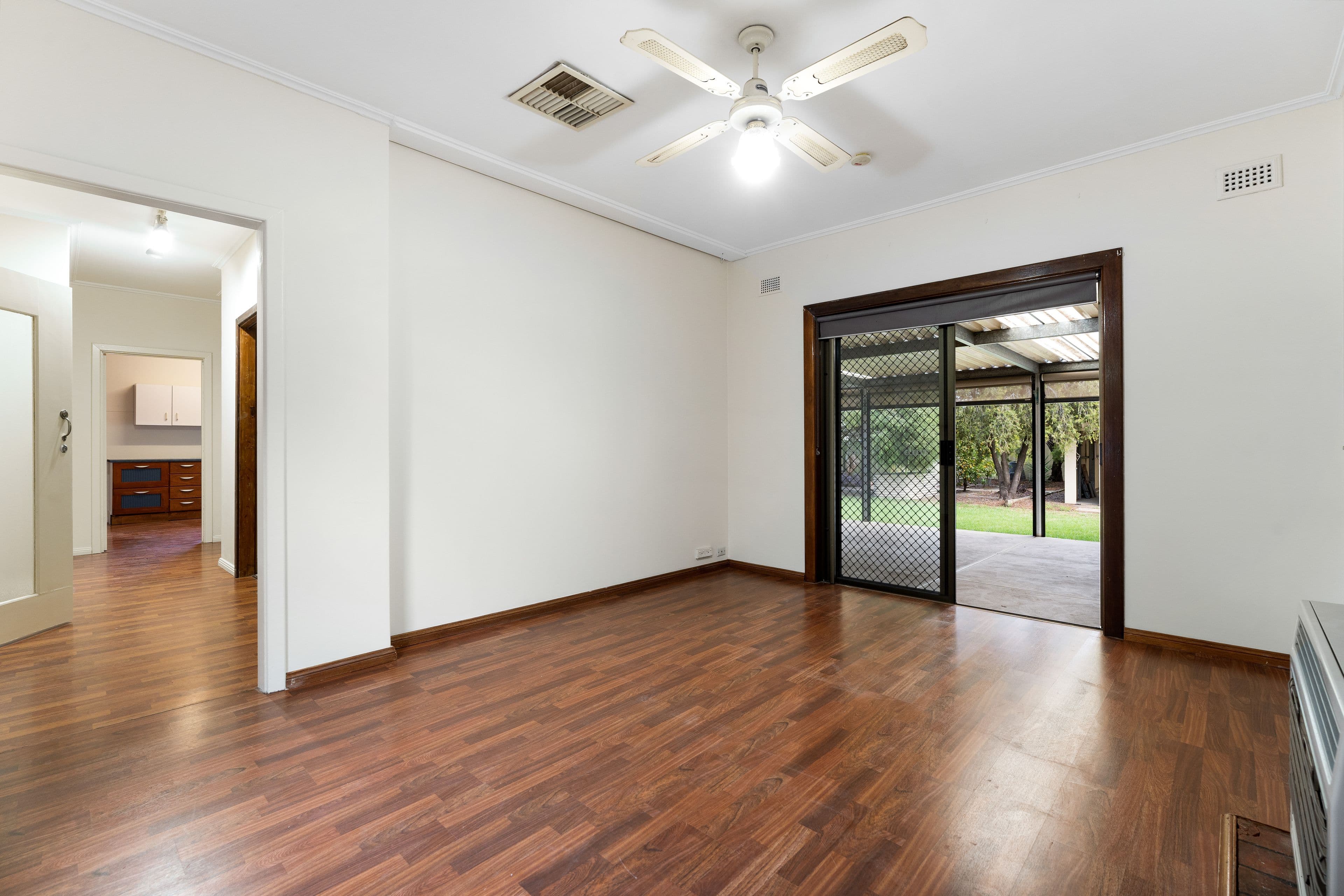 15 Surrey Street, Blair Athol SA 5084, Blair Athol - Thumbnail 3
