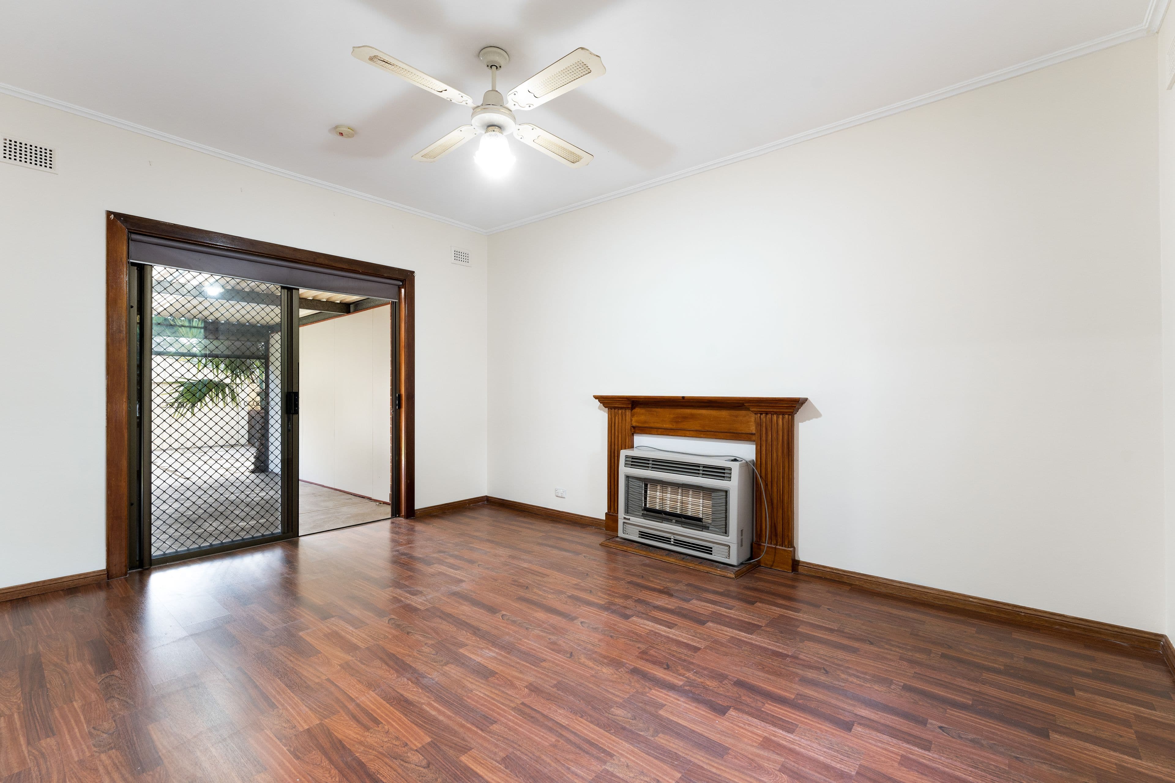 15 Surrey Street, Blair Athol SA 5084, Blair Athol - Thumbnail 4