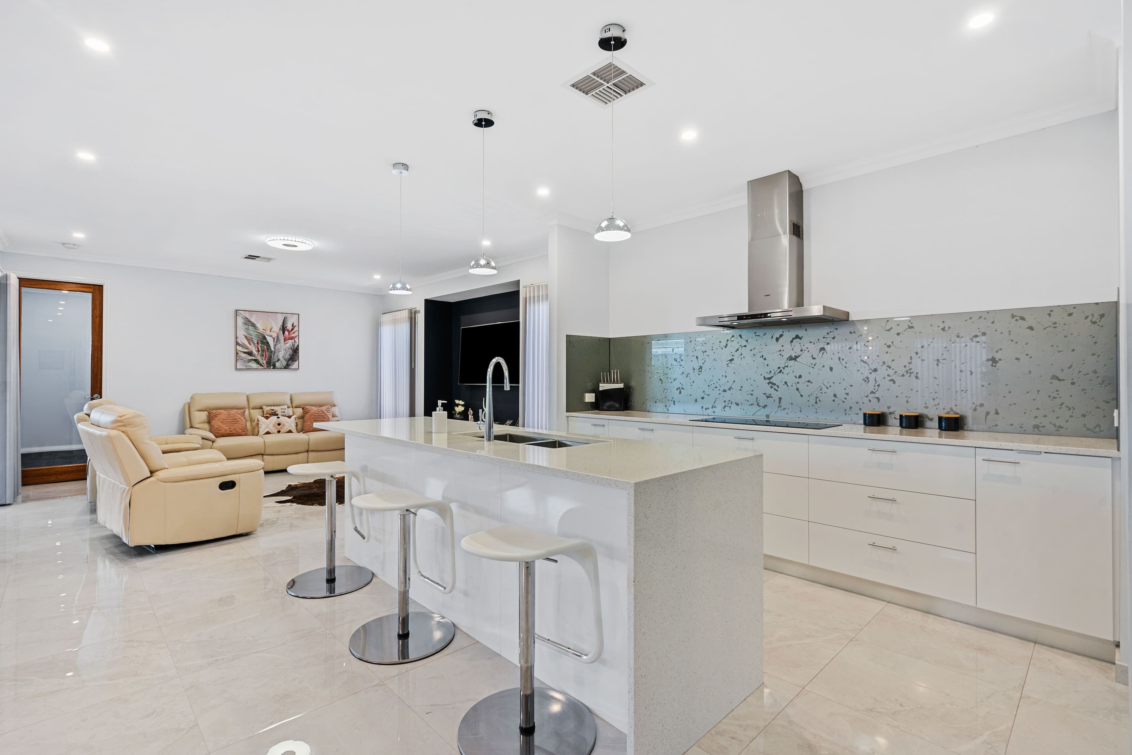 29 Roslin Road, Wanneroo WA 6065, Wanneroo - Thumbnail 5