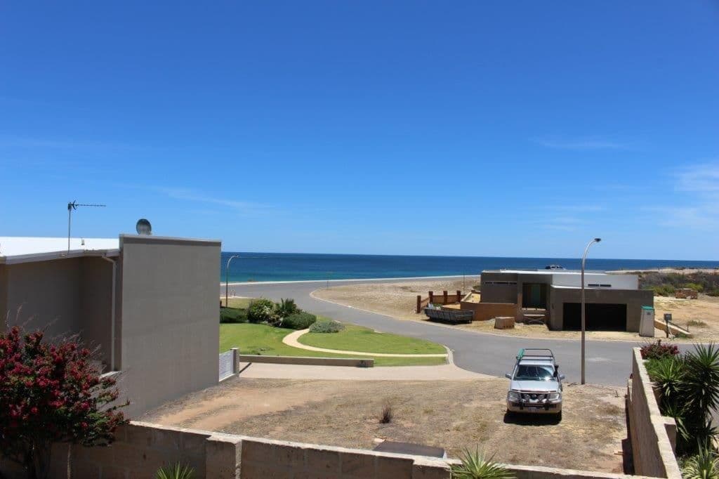 Unit 1 6 Marina Heights, Port Denison WA 6525, Port Denison - Thumbnail 2