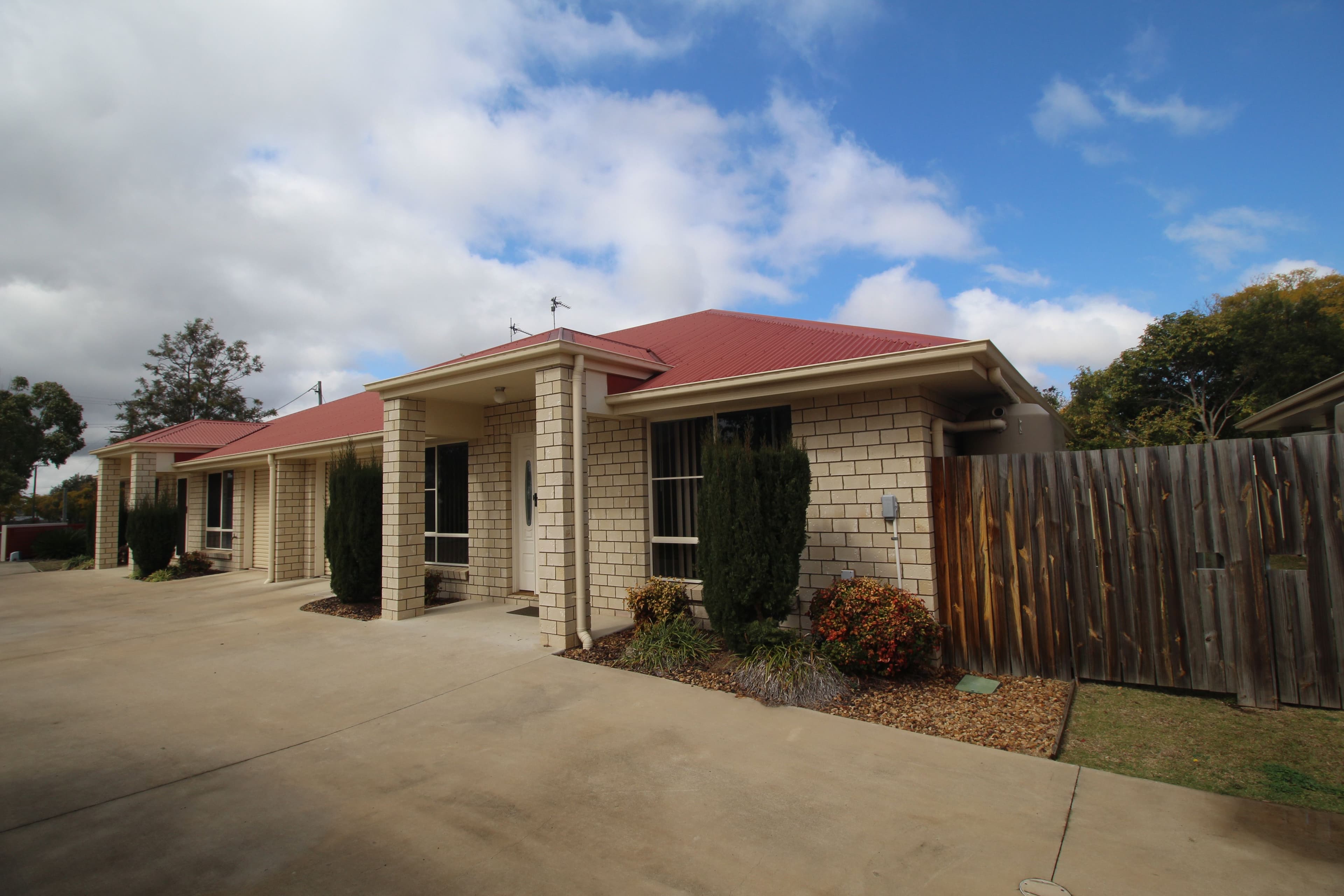 19 Briggs Street, Pittsworth QLD 4356, Pittsworth - Thumbnail 2