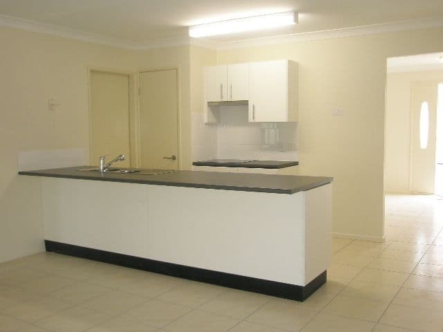 19 Briggs Street, Pittsworth QLD 4356, Pittsworth - Thumbnail 3